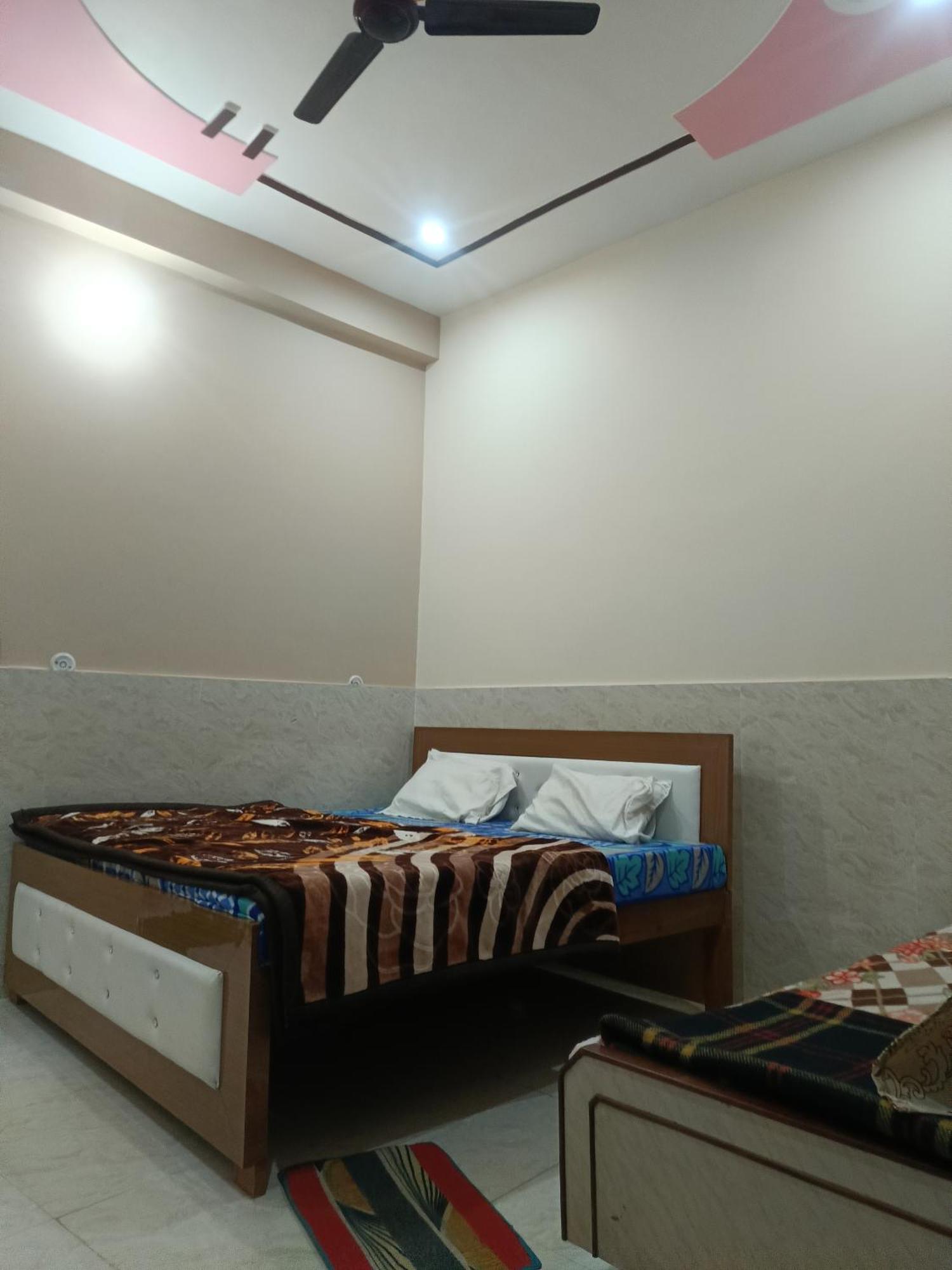 Shree Hari Guest House Ayodhya 外观 照片